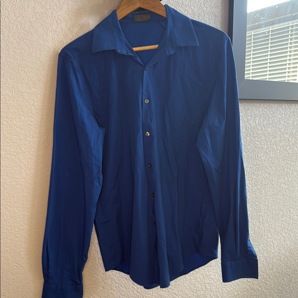 Van Heusen Men's Blue Button-Up Shirt